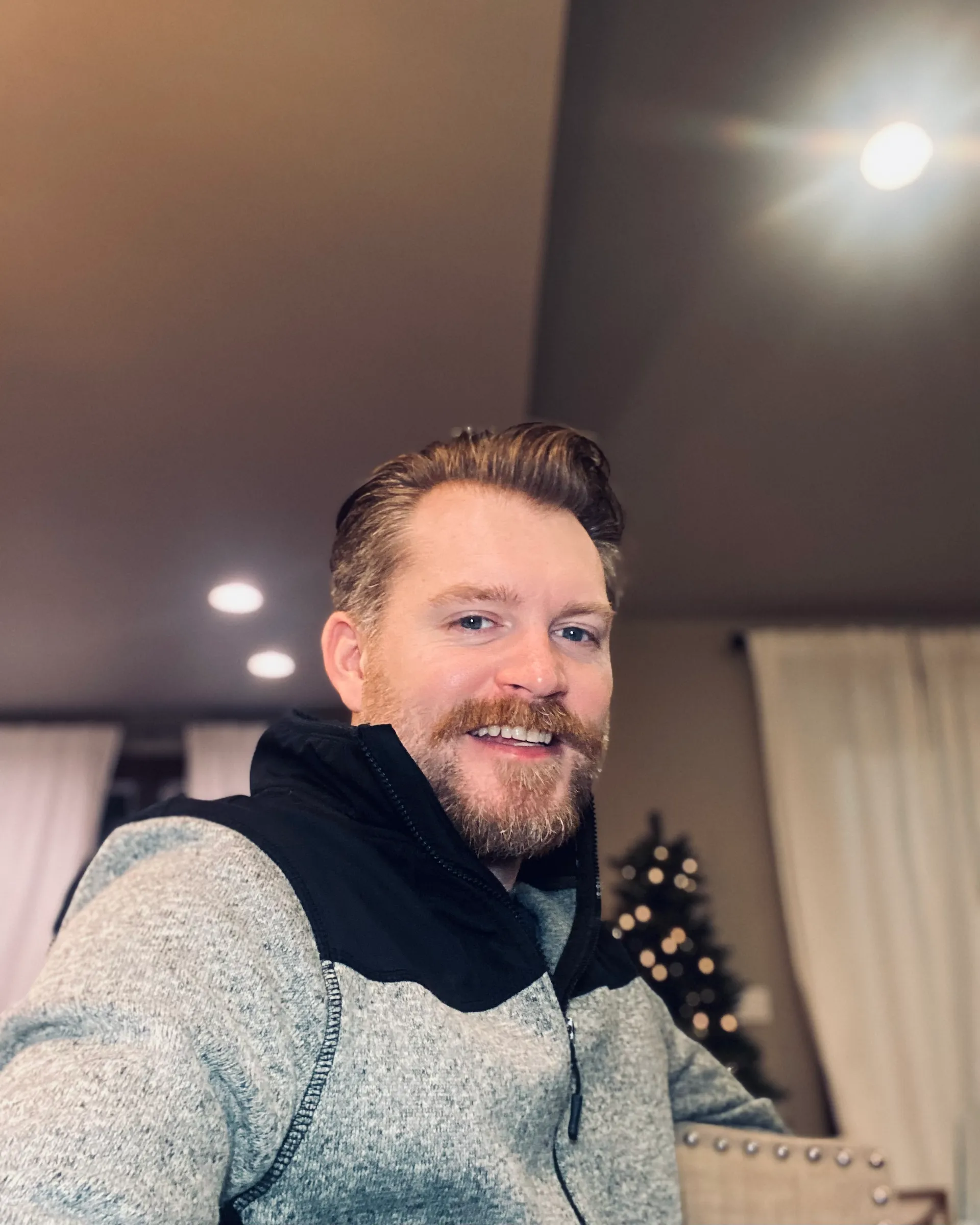 Nicholas Nova